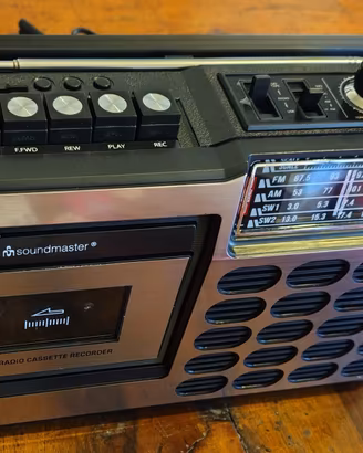 Soundmaster RR18SW radio cassette