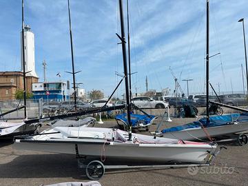 Barca a vela 29er ovington boats