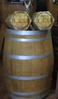 Botte in legno con impianto di spillatura