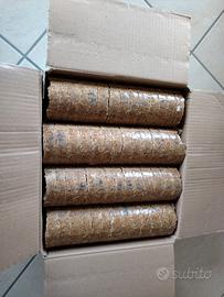 Tronchetti di legno in scatola 