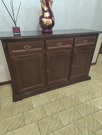 Credenza in legno massello  noce. 165 x 53 x H102
