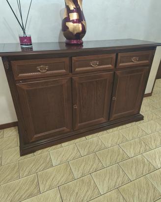 Credenza in legno massello  noce. 165 x 53 x H102