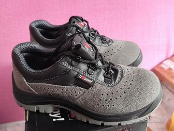 Scarpa antinfortunistica 