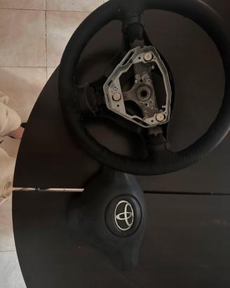 Pezzi toyota yaris 2005