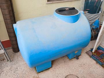 Serbatoio acqua plastica 1000 litri