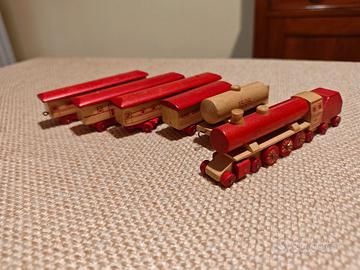 Trenino in legno