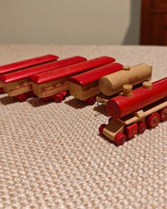 Trenino in legno