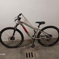 MTB  ROCK MACHINE  27. 50