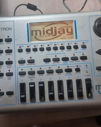 Ketron Midjay Live