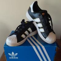 Scarpa bambina ADIDAS ORIGINALS SUPERSTAR usata