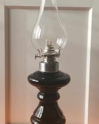 Lampada/lume a olio/petrolio in opalina