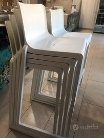 7 Sgabelli impilabili in polipropilene € 150