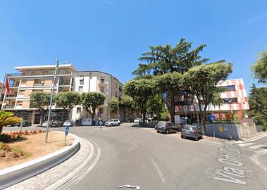 Velletri bilocale con terrazzo e posto auto