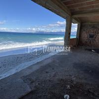 Rustico fronte mare - direttamente sulla spiaggia!