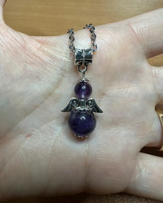 Collana con ciondolo angelo in ametista