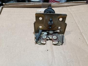 Serratura portellone posteriore fiat panda 141