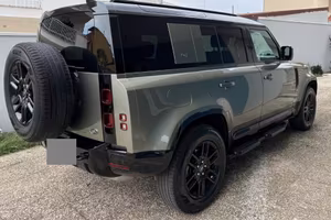 Defender 110 cv.200 autocarro