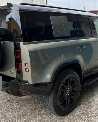 Defender 110 cv.200 autocarro