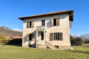 Con progetto in corso per Ristrutt e ampliamento