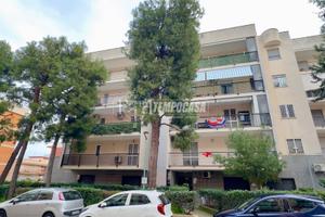 Luminoso 2 Vani con Doppia Esposizione, Cucina Abi