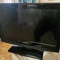 2 tv lcd samsung 26" e saba 22"