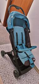 passegino leggero e pieghevole Chicco  azzuro /blu