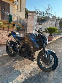 Gsx-s 750 guidabile con a2