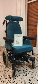 Carrozzina posturale disabile