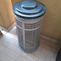 Trespolo per rifiuti