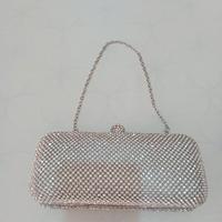 pochette con strass e  accessori 