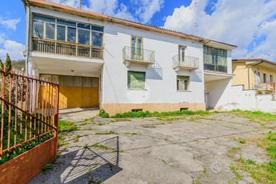 BIFAMILIARE A NEGRAR DI VALPOLICELLA