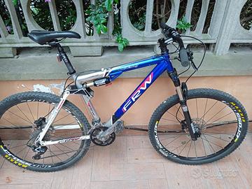 Mountain bike professionale Mustang FRW us