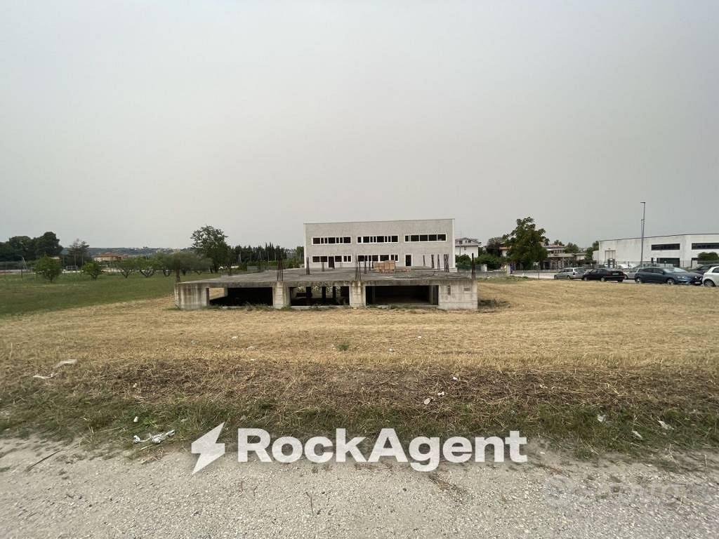 Terreno di 1433 m² a Sant'Omero - Vista 4