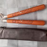Nunchaku in legno con disegni