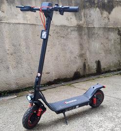 Monopattino elettrico 800W 45KM/H con FRECCE e APP
