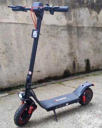 Monopattino elettrico 800W 45KM/H con FRECCE e APP