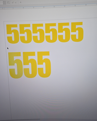 Adesivi personalizzati su misura