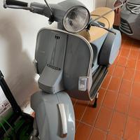 Vespa PX 125 arcobaleno