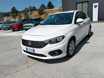 Fiat Tipo 1.6 Mjt S&S 5 porte Easy