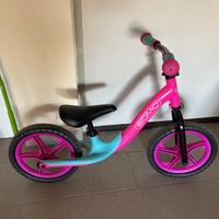 Bicicletta senza pedali