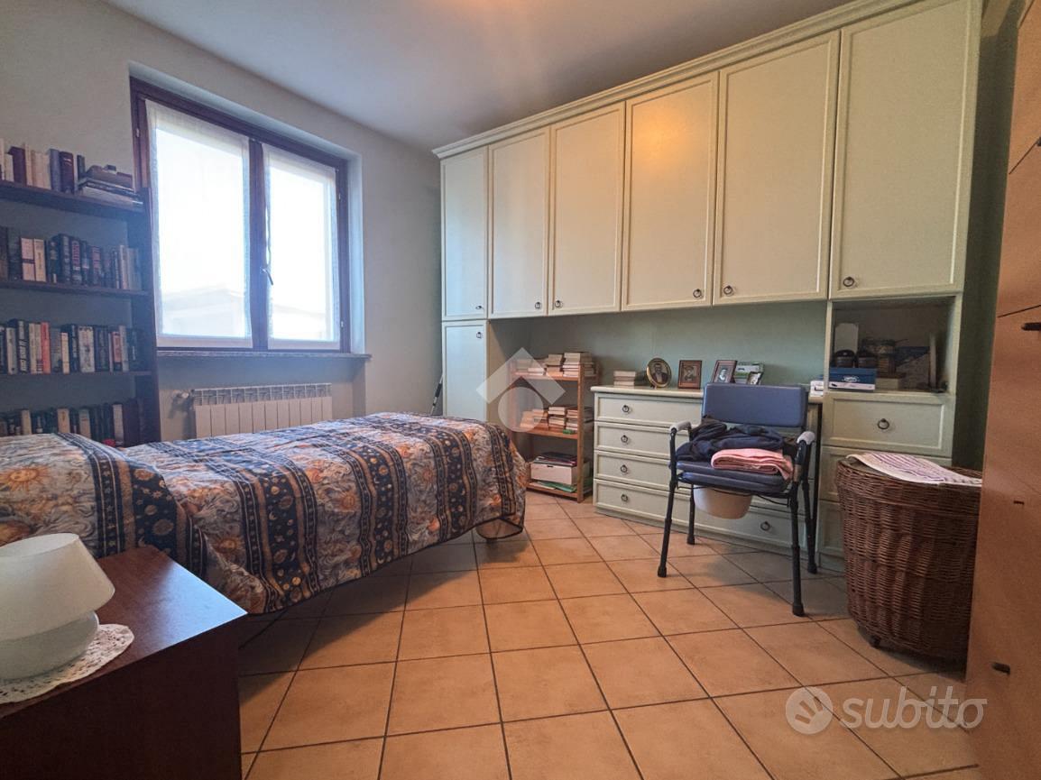 Appartamento – Varallo Pombia, Novara - Vista 4