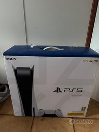 Playstation 5 + 3 giochi