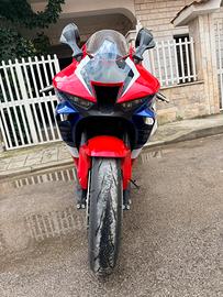 Honda CBR 1000rr fireblade 2021