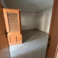 V/1323 Intera palazzina da ristrutturare