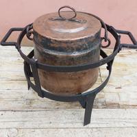 paiolo con treppiede