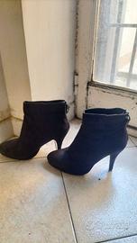 Scarpe a tronchetto numero 40