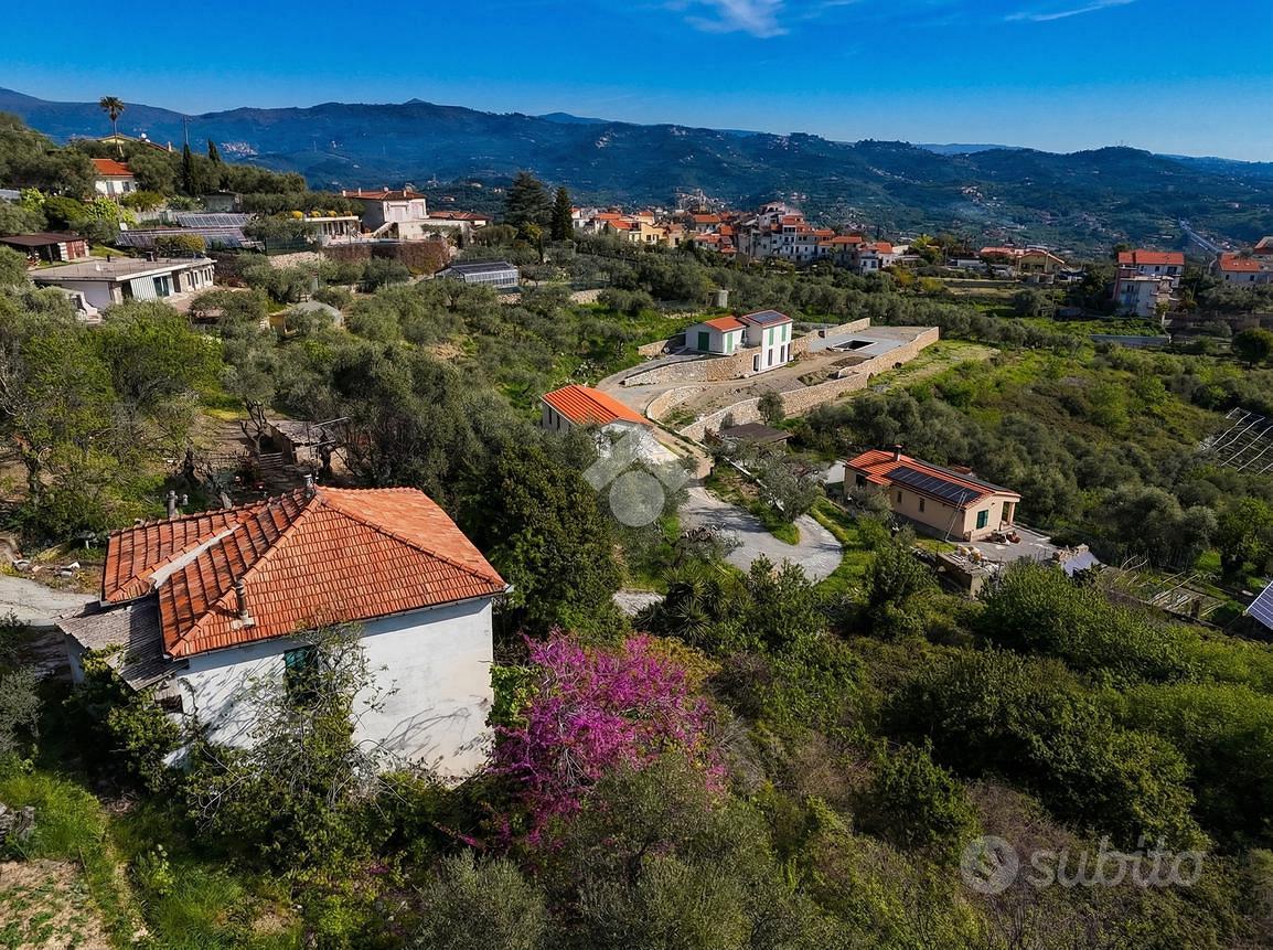 TER. RESIDENZIALE A IMPERIA - Vista 2