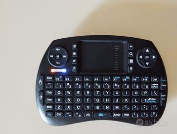 tastiera con touchpad mini wifi senza ricevitore