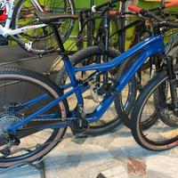 CANNONDALE SCALPEL CARBON BLU ABISSO 2022
