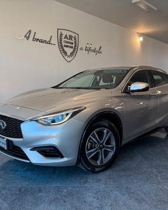 Infiniti Q30 1.5d Sport Edition 110 cv Led Pdc